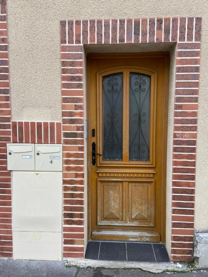 Appartement Cosy Face A La Basilique Saint Remi Reims Dış mekan fotoğraf